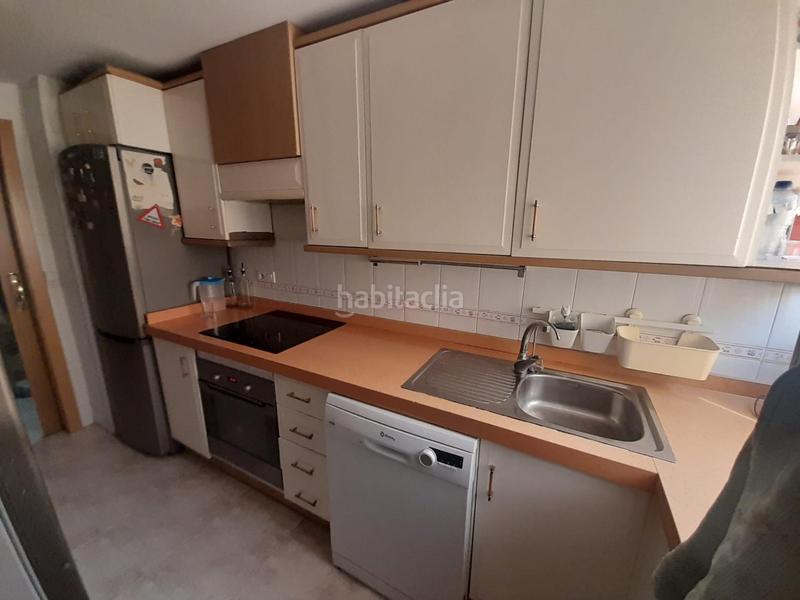 Foto beabb671-949a-48e9-8e0f-e2321ae8acf6. Piso  en urbanización con piscina y garage en Alicante Foto beabb671-949a-48e9-8e0f-e2321ae8acf6. Piso  en urbanización con piscina y garage en Alicante