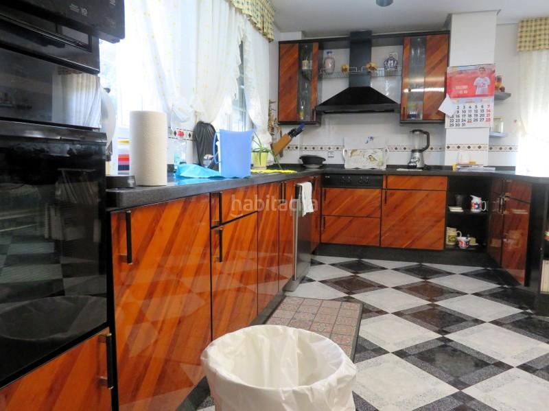 Foto 03f33216-078c-493b-aafd-1721eb5716c9. Chalet casa unifamiliar en venta en las lomas las lomas león en Valdefresno Foto 03f33216-078c-493b-aafd-1721eb5716c9. Chalet casa unifamiliar en venta en las lomas las lomas león en Valdefresno