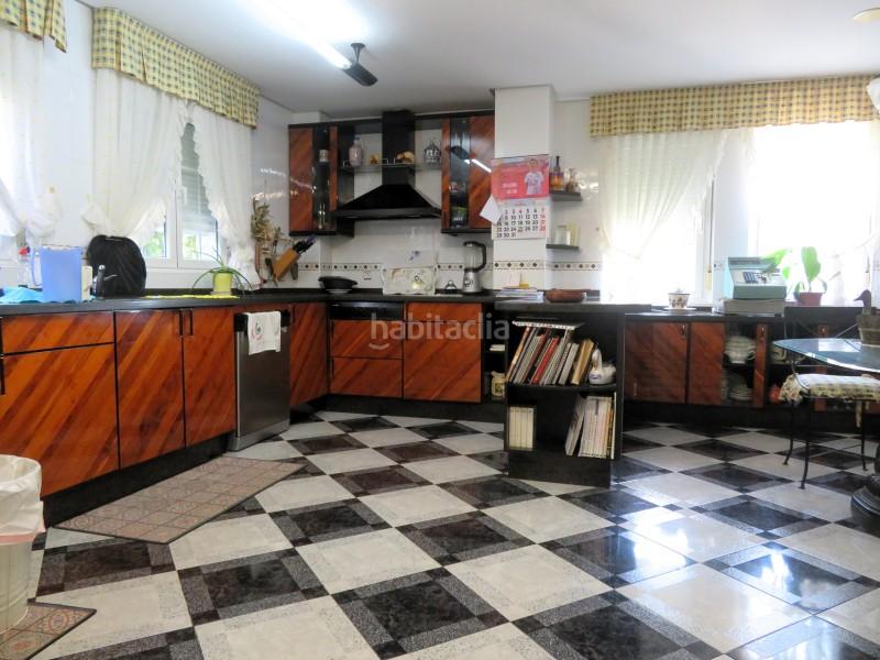 Foto 304dc34c-9198-4853-99a8-0d7a5299ef4b. Chalet casa unifamiliar en venta en las lomas las lomas león en Valdefresno Foto 304dc34c-9198-4853-99a8-0d7a5299ef4b. Chalet casa unifamiliar en venta en las lomas las lomas león en Valdefresno