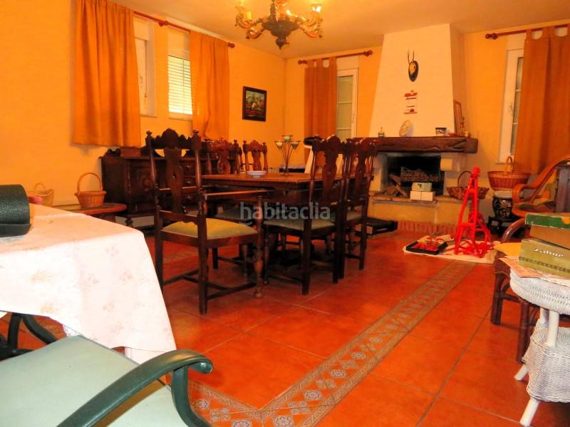 Foto 3fc576db-362d-4419-aa23-703172e32387. Chalet casa unifamiliar en venta en las lomas las lomas león en Valdefresno Foto 3fc576db-362d-4419-aa23-703172e32387. Chalet casa unifamiliar en venta en las lomas las lomas león en Valdefresno