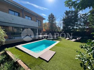 Casa a Alella. Maravillosa casa junto al mar en alella Casa a Alella. Maravillosa casa junto al mar en alella