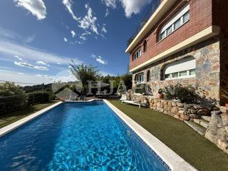 Casa a Alella. Descubre tu oasis privado en alella parc  casa independiente con Casa a Alella. Descubre tu oasis privado en alella parc  casa independiente con