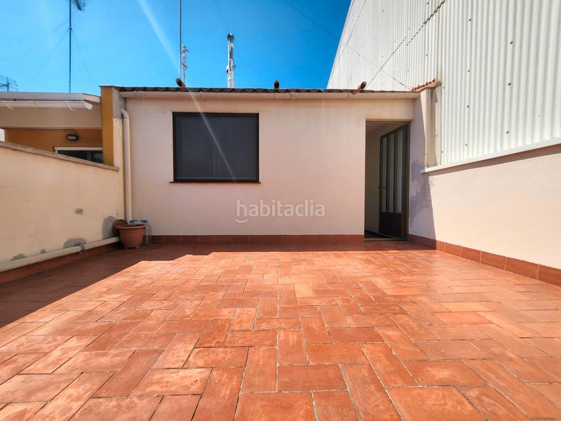 Foto 2d4dda31-4835-4142-a981-5a48800a66f4. Casa a schiera con camino riscaldamento in La Cogullada Terrassa Foto 2d4dda31-4835-4142-a981-5a48800a66f4. Casa a schiera con camino riscaldamento in La Cogullada Terrassa