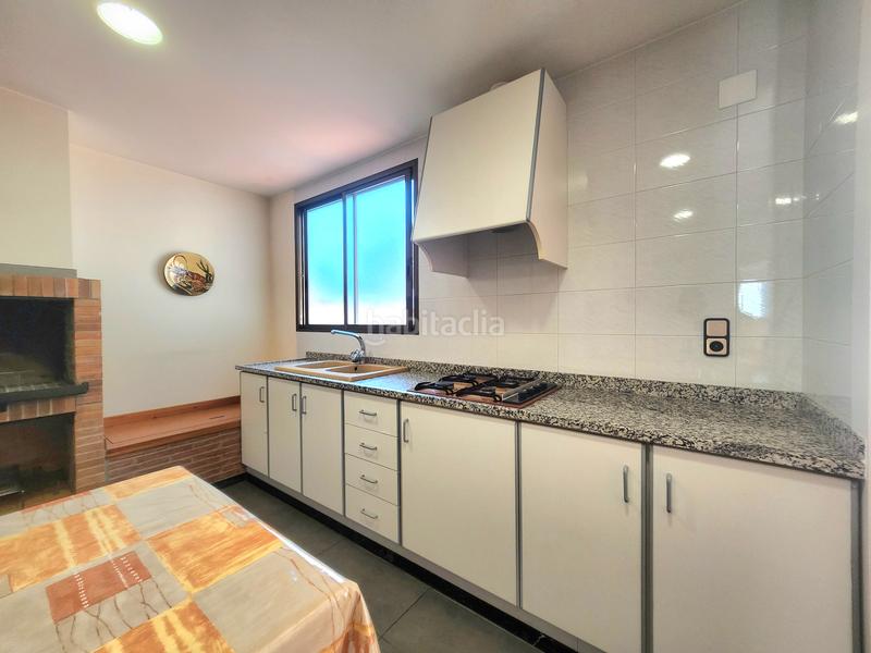 Foto 3e0d3329-8f18-4478-830d-bdfe5efb548f. Casa a schiera con camino riscaldamento in La Cogullada Terrassa Foto 3e0d3329-8f18-4478-830d-bdfe5efb548f. Casa a schiera con camino riscaldamento in La Cogullada Terrassa