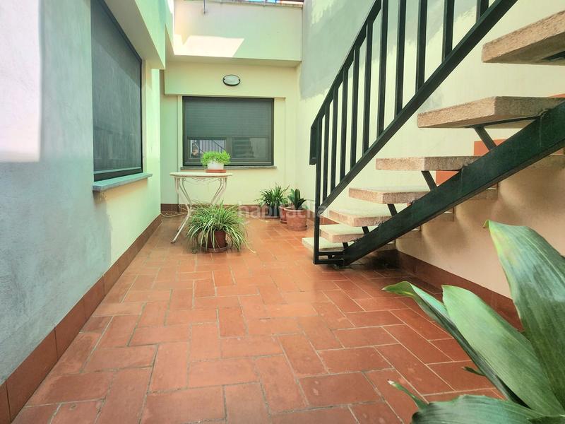 Foto 489ee413-c09e-4f16-b119-acf90db4e800. Casa a schiera con camino riscaldamento in La Cogullada Terrassa Foto 489ee413-c09e-4f16-b119-acf90db4e800. Casa a schiera con camino riscaldamento in La Cogullada Terrassa