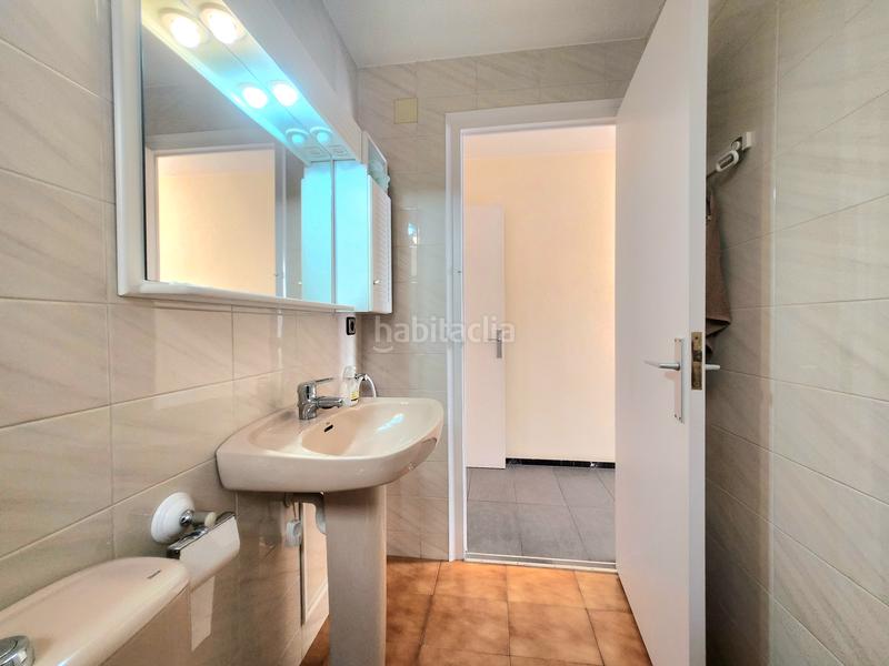 Foto 7d84ecbc-58fe-4919-ae6a-87ebc4e1dae0. Casa a schiera con camino riscaldamento in La Cogullada Terrassa Foto 7d84ecbc-58fe-4919-ae6a-87ebc4e1dae0. Casa a schiera con camino riscaldamento in La Cogullada Terrassa