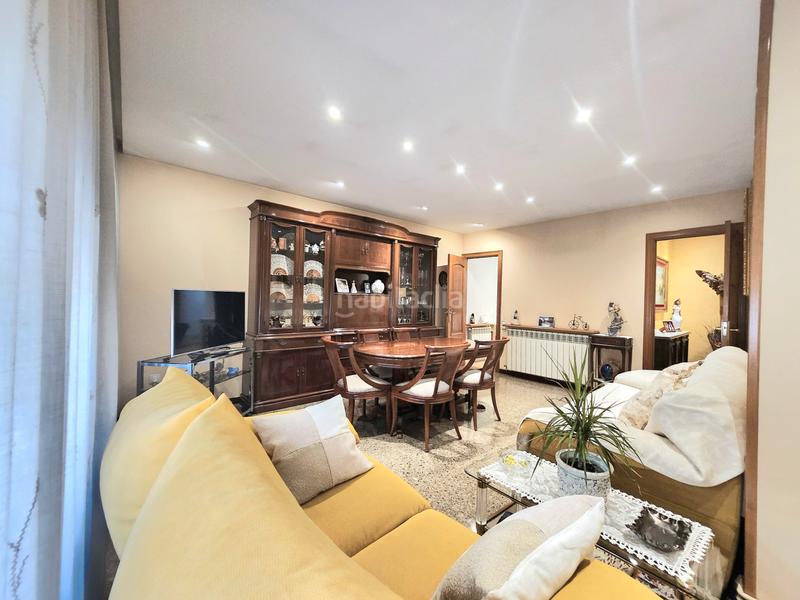 Foto 846ed138-e853-4c38-b176-16971f5dbb3b. Casa a schiera con camino riscaldamento in La Cogullada Terrassa Foto 846ed138-e853-4c38-b176-16971f5dbb3b. Casa a schiera con camino riscaldamento in La Cogullada Terrassa