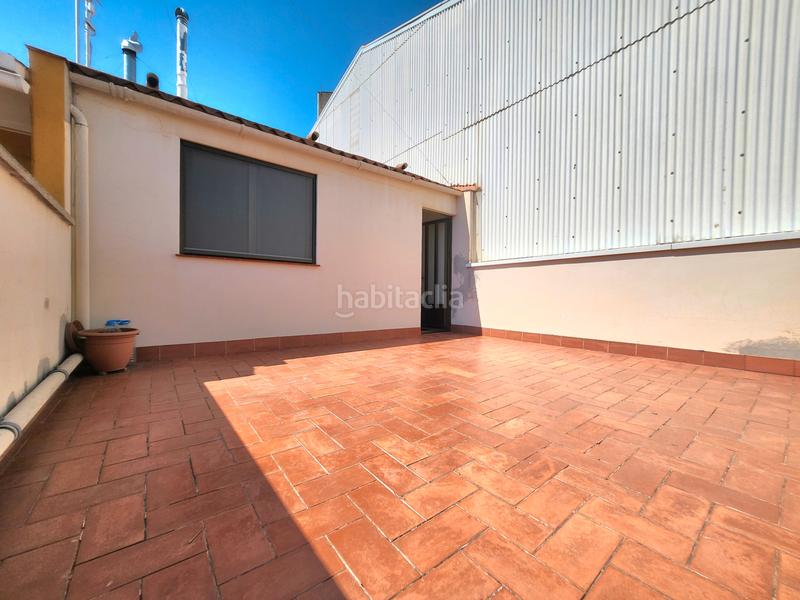 Foto c376337b-eec4-4ab5-8fe9-9b7e982d68dd. Casa a schiera con camino riscaldamento in La Cogullada Terrassa Foto c376337b-eec4-4ab5-8fe9-9b7e982d68dd. Casa a schiera con camino riscaldamento in La Cogullada Terrassa