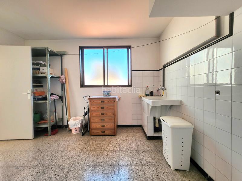 Foto d557e082-f301-4f0c-9d2b-43b7732c88bd. Casa a schiera con camino riscaldamento in La Cogullada Terrassa Foto d557e082-f301-4f0c-9d2b-43b7732c88bd. Casa a schiera con camino riscaldamento in La Cogullada Terrassa