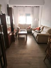 Pis  Avenida de navarra 81. Mundocasa vente bonito piso 3 habitaciones garaje y trasteros. b Pis  Avenida de navarra 81. Mundocasa vente bonito piso 3 habitaciones garaje y trasteros. b