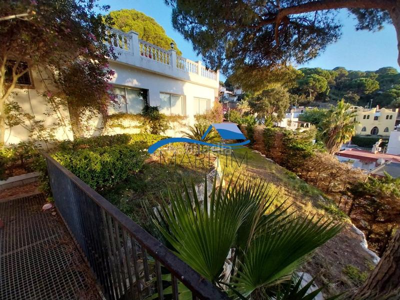Foto ff1a7d83-00e4-4158-919b-627d1734bcdb. Haus mit heizung parking pool in Canyelles Lloret de Mar Foto ff1a7d83-00e4-4158-919b-627d1734bcdb. Haus mit heizung parking pool in Canyelles Lloret de Mar