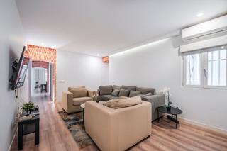 Apartament a Cortes-Huertas. Piso en venta en c. de moratín Apartament a Cortes-Huertas. Piso en venta en c. de moratín