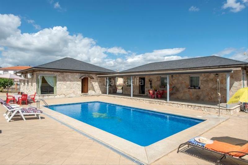 Foto 656d5c03-2e0b-4e41-b931-f5ca8d3efd0a. Maison avec piscine dans Jardines de Alhaurín-Huerta Alta-Fuensanguínea Alhaurín de la Torre Foto 656d5c03-2e0b-4e41-b931-f5ca8d3efd0a. Maison avec piscine dans Jardines de Alhaurín-Huerta Alta-Fuensanguínea Alhaurín de la Torre