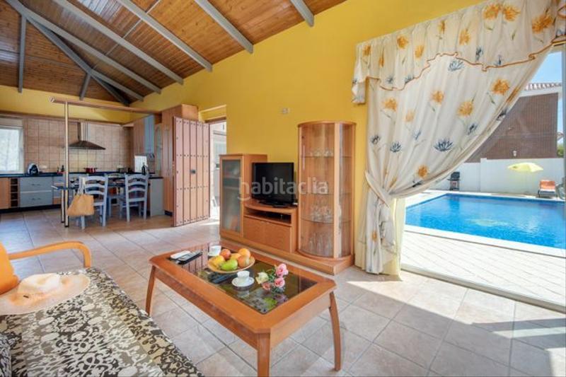 Foto e9ebd804-6e46-4f2e-91ac-73f54b3d53f8. Maison avec piscine dans Jardines de Alhaurín-Huerta Alta-Fuensanguínea Alhaurín de la Torre Foto e9ebd804-6e46-4f2e-91ac-73f54b3d53f8. Maison avec piscine dans Jardines de Alhaurín-Huerta Alta-Fuensanguínea Alhaurín de la Torre