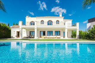 Rent Chalet in Los Flamingos. Villa de lujo en alquiler  campo de golf flamingos, benahavís Rent Chalet in Los Flamingos. Villa de lujo en alquiler  campo de golf flamingos, benahavís