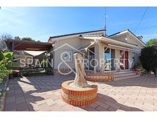 Chalet à Monserrat. Chalet a la venta en suelo urbano en montserrat, valencia Chalet à Monserrat. Chalet a la venta en suelo urbano en montserrat, valencia