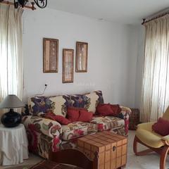 Maison à Avenida hermanos sáez merino 15. Casa en venta Maison à Avenida hermanos sáez merino 15. Casa en venta