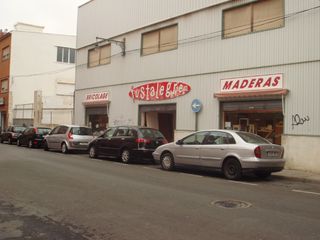 Alquiler Nave industrial en Calle san eloy, s/n. Se vende nave industrial en casco urbano Alquiler Nave industrial en Calle san eloy, s/n. Se vende nave industrial en casco urbano