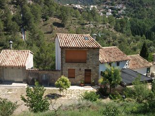 Casa en Calle la alegria, 15. Casa rústica en la puebla de arenoso-los cantos Casa en Calle la alegria, 15. Casa rústica en la puebla de arenoso-los cantos