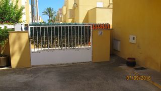 Casa adosada en De blasco ibañez, 780. Adosado sin vecinos con 100 metros de jardín Casa adosada en De blasco ibañez, 780. Adosado sin vecinos con 100 metros de jardín
