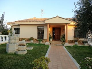 Lloguer Xalet en Urbanizacion san patricio, 71. Magnifico y excelente chalet independiente Lloguer Xalet en Urbanizacion san patricio, 71. Magnifico y excelente chalet independiente