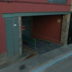 Parking coche en Carrer sant salvador, 11. Molt bona plaça de parking al centre Parking coche en Carrer sant salvador, 11. Molt bona plaça de parking al centre