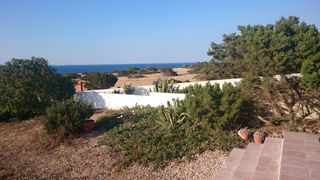 Casa en Lloc venda de sa punta, s/n. Vivienda con vistas al mar y a la isla de ibiza Casa en Lloc venda de sa punta, s/n. Vivienda con vistas al mar y a la isla de ibiza
