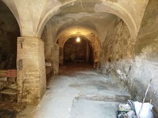 Alquiler Almacén en Carrer prat de la riba, 24. Celler/magatzem amb sostre de volta catalana Alquiler Almacén en Carrer prat de la riba, 24. Celler/magatzem amb sostre de volta catalana