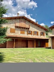 Lloguer Casa adossada en Cami del rigatell, 8. Casa con jardin comunitario, parking y trastero Lloguer Casa adossada en Cami del rigatell, 8. Casa con jardin comunitario, parking y trastero