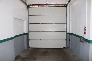 Lloguer Aparcament cotxe en Carrer granada (la), 31. Plaza para coche en garage comunitario Lloguer Aparcament cotxe en Carrer granada (la), 31. Plaza para coche en garage comunitario