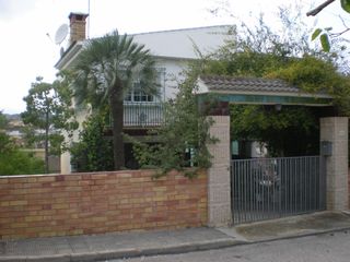 Casa Calle sevilla nº. La bisbal del penedès Casa Calle sevilla nº. La bisbal del penedès