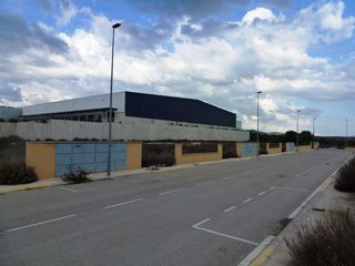 Alquiler Solar industrial en Plana de la serra, c/ norte, 17. Parcela industrial a pie autopista Alquiler Solar industrial en Plana de la serra, c/ norte, 17. Parcela industrial a pie autopista