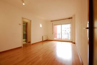 Piso en Carrer rossello, 94. Piso en nova esquerra eixample orientación sur. Piso en Carrer rossello, 94. Piso en nova esquerra eixample orientación sur.