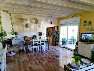 Piso en Passeig pollancres, 76. Posib. 2 viviendas independient. ideal familias. Piso en Passeig pollancres, 76. Posib. 2 viviendas independient. ideal familias.