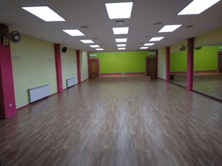 Lloguer Local Comercial en Carretera casserres, 26. Local multifuncional en bon estat Lloguer Local Comercial en Carretera casserres, 26. Local multifuncional en bon estat
