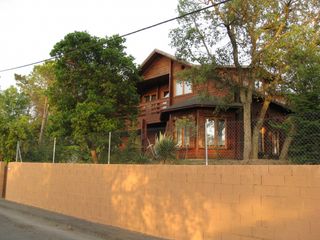 Chalet en Barcelona, urbanizacion king park, 16. Chalet de madera Chalet en Barcelona, urbanizacion king park, 16. Chalet de madera