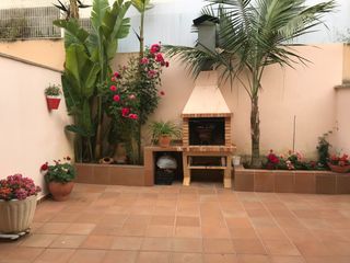 Casa pareada en Carrer eixample nord, 15. Casa en la gornal . para entrar a vivir Casa pareada en Carrer eixample nord, 15. Casa en la gornal . para entrar a vivir