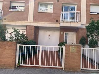 Affitto Casa a schiera in Carrer del pintor fortuny, 16a. Torre roja - campreciós - grup sant jordi / carre Affitto Casa a schiera in Carrer del pintor fortuny, 16a. Torre roja - campreciós - grup sant jordi / carre