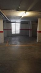 Parking coche en Avinguda carrera, 1. Bona posició Parking coche en Avinguda carrera, 1. Bona posició