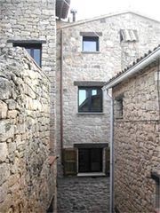 Casa adossada Carrer alt. El vilosell Casa adossada Carrer alt. El vilosell