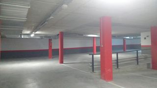 Rent Motorcycle parking in Carrer virgili, 14. Plaza parking moto grande Rent Motorcycle parking in Carrer virgili, 14. Plaza parking moto grande