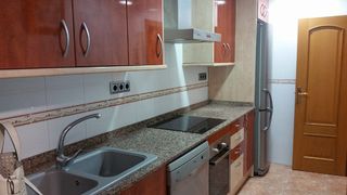 Piso en Joan maragall, 11. Rebajado antes 185.000 Piso en Joan maragall, 11. Rebajado antes 185.000
