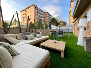 Planta baja en Carrer pont de can vernet, 1. Preciosa planta baja de 110 m2 + 110 m2 de terraza Planta baja en Carrer pont de can vernet, 1. Preciosa planta baja de 110 m2 + 110 m2 de terraza