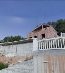 Pis en Carrer montserrat (font del bosc), sn. Terreno 567 con vivienda 2 plantas Pis en Carrer montserrat (font del bosc), sn. Terreno 567 con vivienda 2 plantas