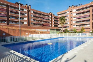 Piso en Carretera barcelona, 72. Piso con piscina todo exterior en viladecans Piso en Carretera barcelona, 72. Piso con piscina todo exterior en viladecans