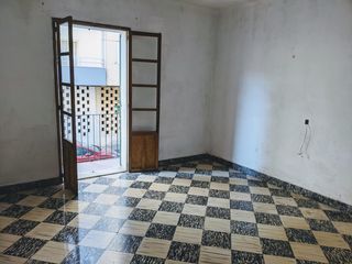 Piso en Carrer mancor,. Oortunidad piso a reformar con gran terraza-jardin Piso en Carrer mancor,. Oortunidad piso a reformar con gran terraza-jardin
