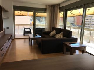 Piso en Avinguda paisos catalans, 5. Magnífico piso esquinero de 122 m2! Piso en Avinguda paisos catalans, 5. Magnífico piso esquinero de 122 m2!