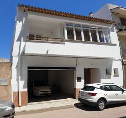 Casa adossada en Carrer fortalesa, 18. Particular - fantástica casa dos plantas en sa pob Casa adossada en Carrer fortalesa, 18. Particular - fantástica casa dos plantas en sa pob