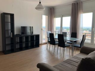 Piso en Avinguda garrigues, 33. 10º piso de 125m todo ext. reformado hace 2 años Piso en Avinguda garrigues, 33. 10º piso de 125m todo ext. reformado hace 2 años