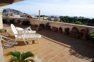Piso en Carrer sant julia (de), 25. Magnífico ático dúplex con vistas a la bahía Piso en Carrer sant julia (de), 25. Magnífico ático dúplex con vistas a la bahía
